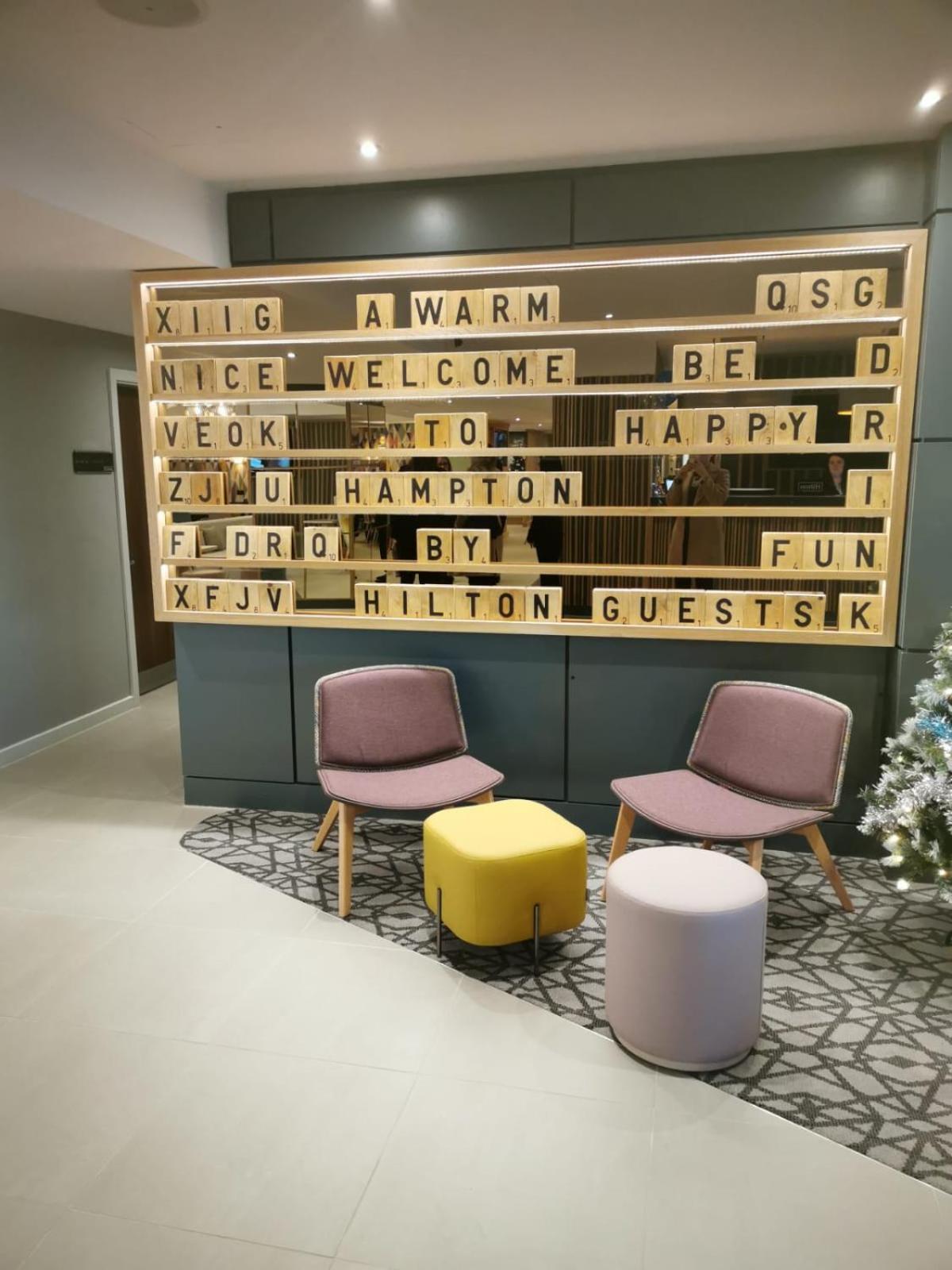 Hotel Hampton By Hilton Corby Exterior foto